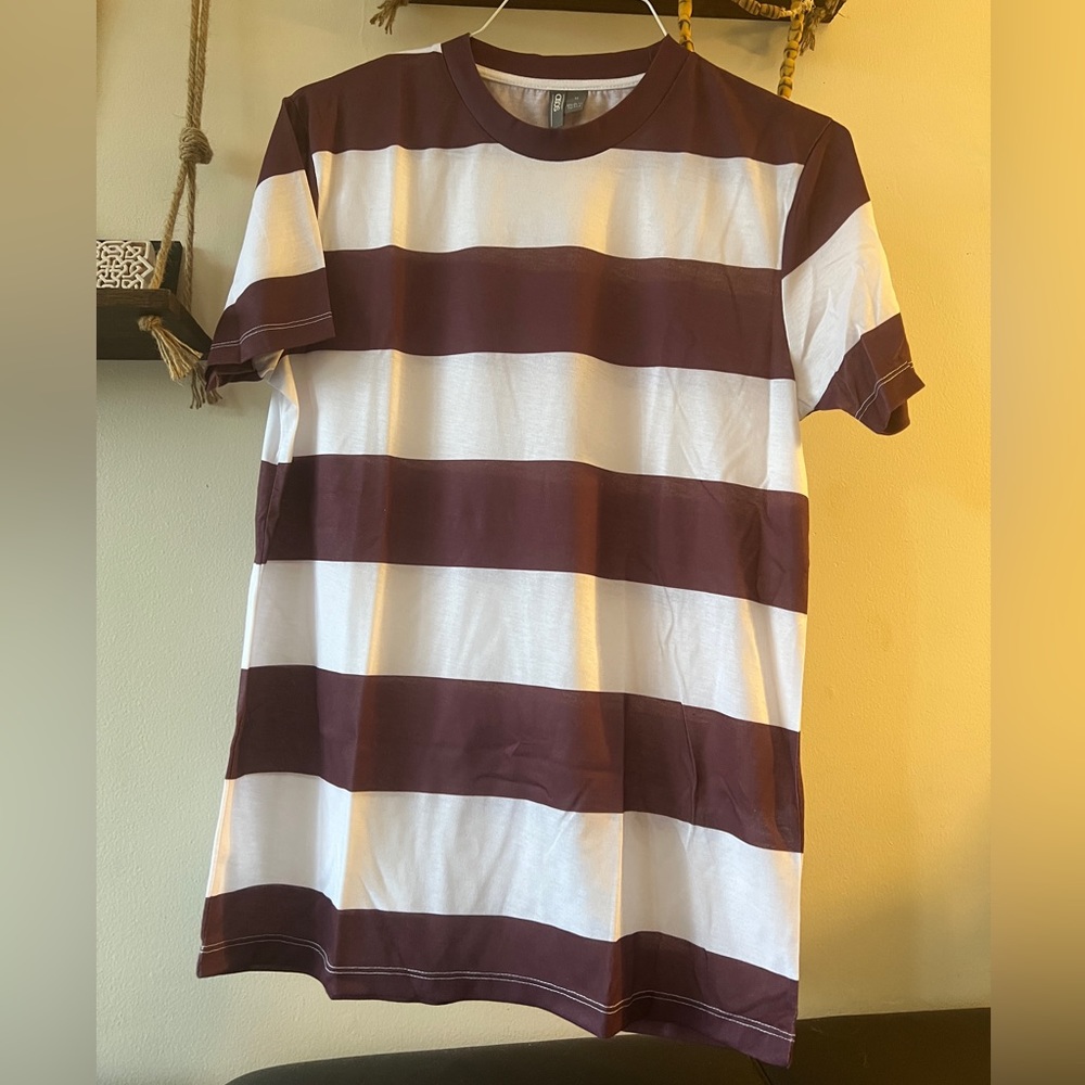 NWOT ASOS Lightweight White and Burgundy/Brown Tone Men Wide Striped Tshirt